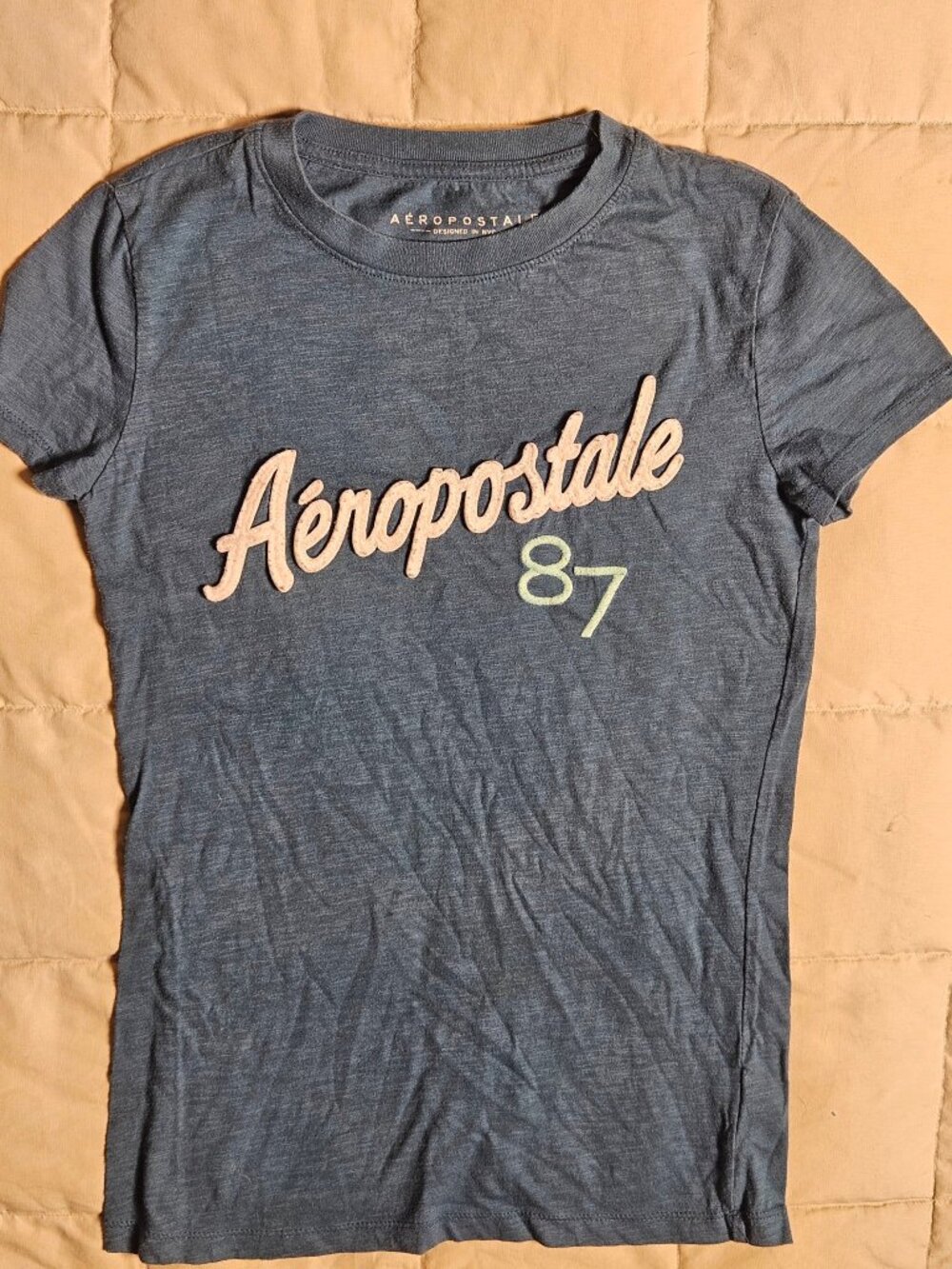 Aeropostale 87 Gray Tee Womens S